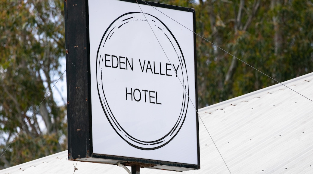 Eden Valley showing signage
