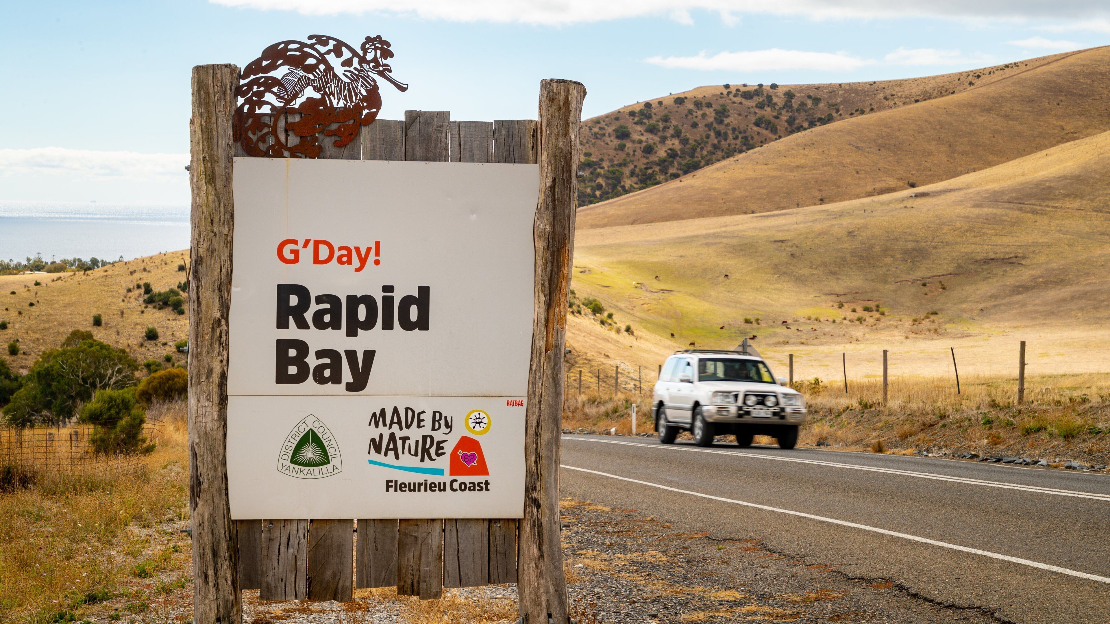Rapid Bay featuring tranquil scenes, 4 wheel driving and signage