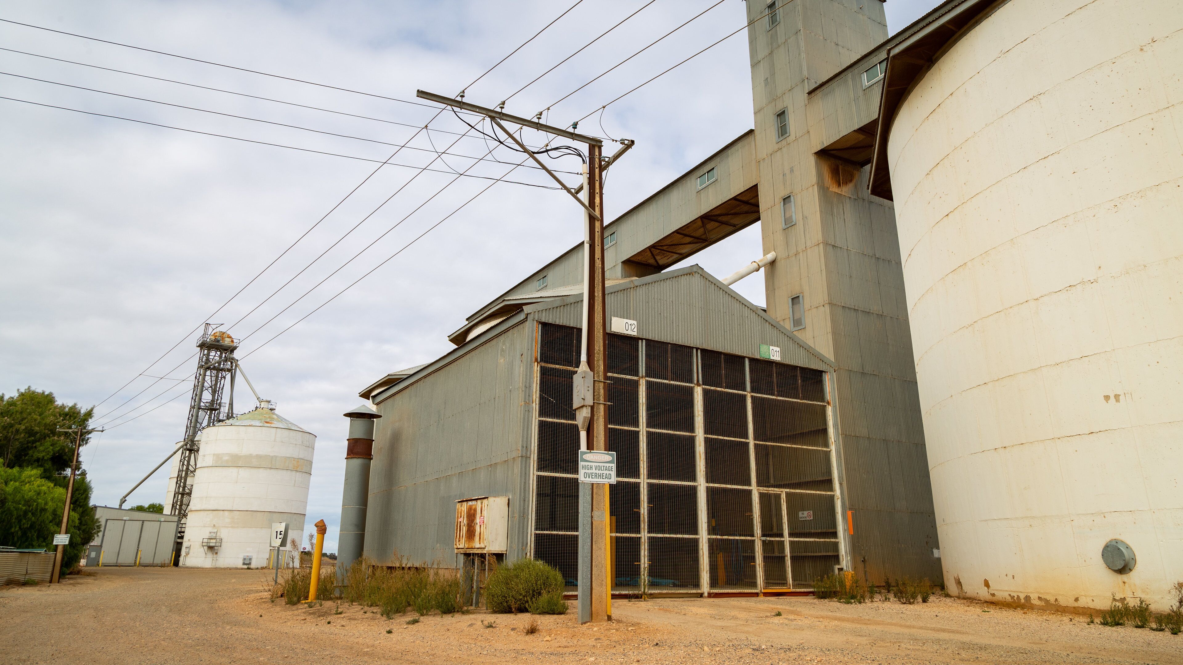 Mallala featuring industrial elements