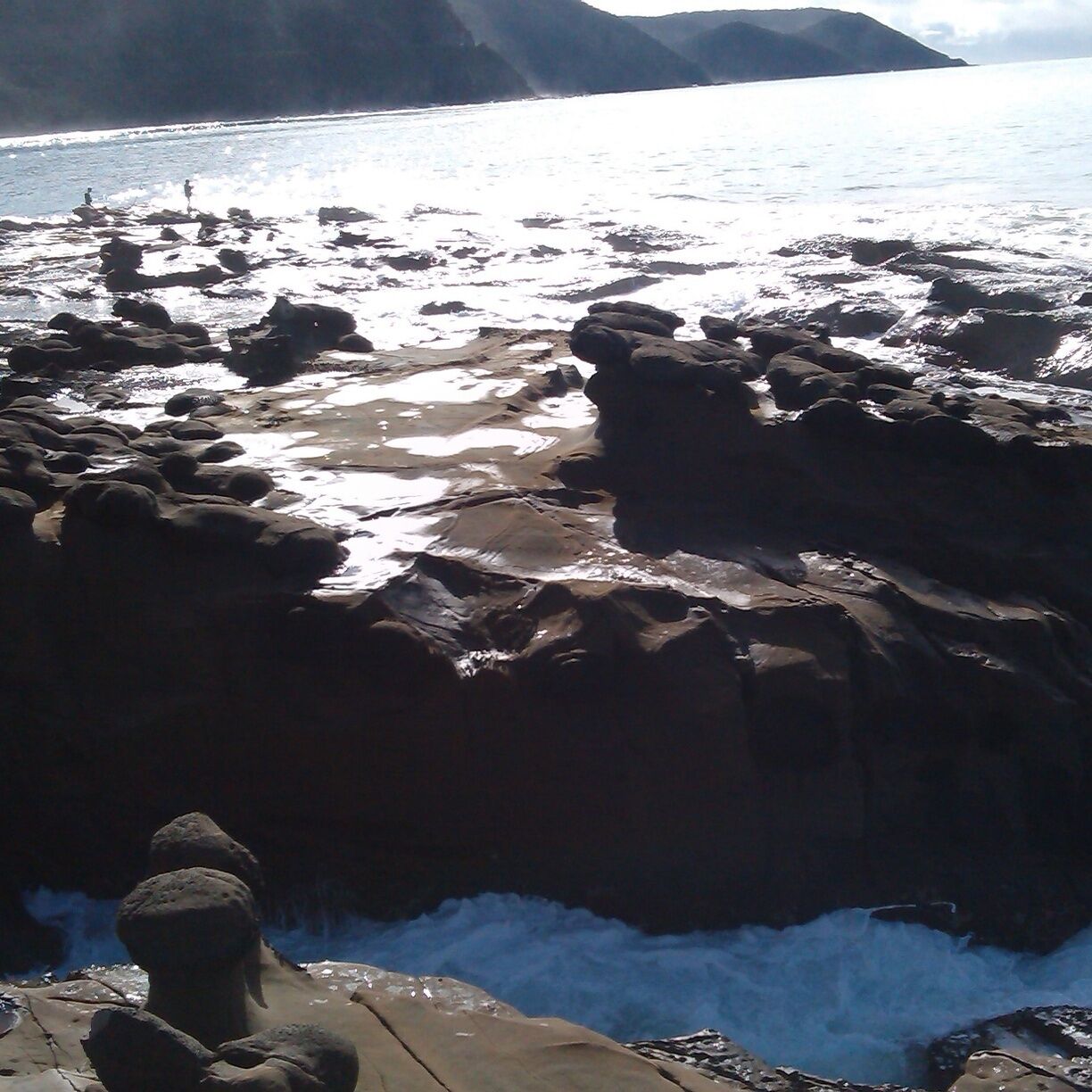 Terrific rock formations, like cannon balls, little known spot apart from people fishing ..