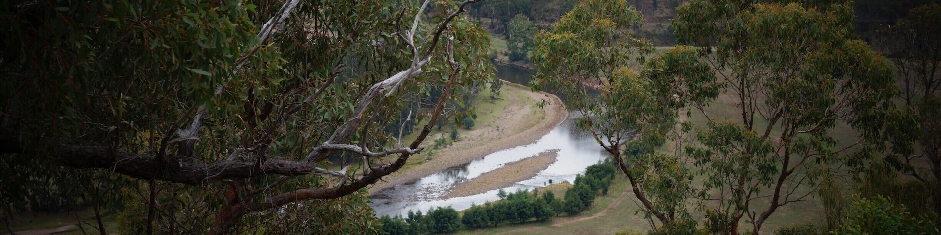 The #Macalister #River in the Macalister Valley between #Lake #Gelenmaggie and #licola in the #Victorian #High #Country
www.wyldfamilytravel.com