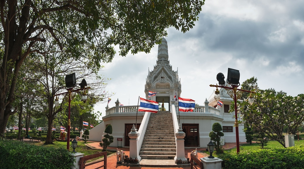 Phra Nakhon Si Ayutthaya Provincial City Pillar Shrine is a small and mostly overseen temple at one of the main intersections of the historic district of Ayutthaya, Thailand.