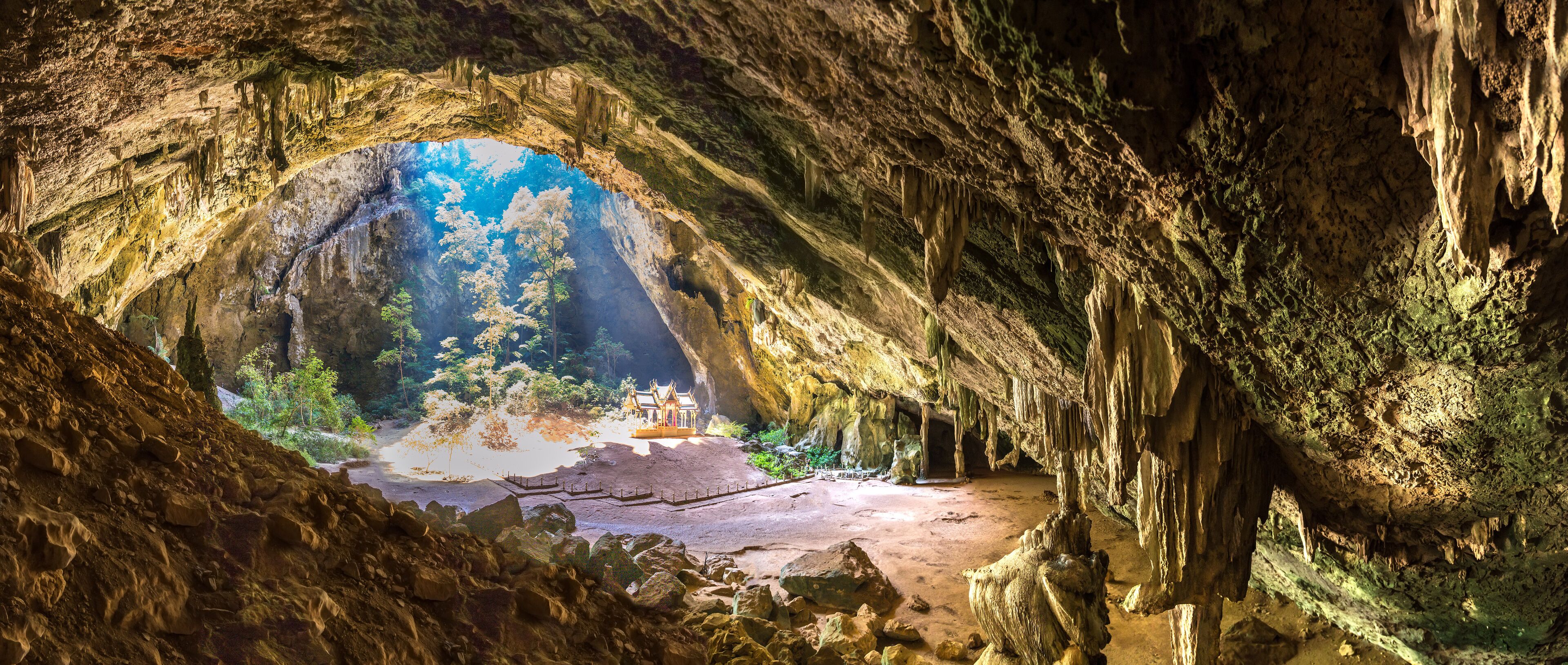 Royal pavilion in Phraya Nakorn cave