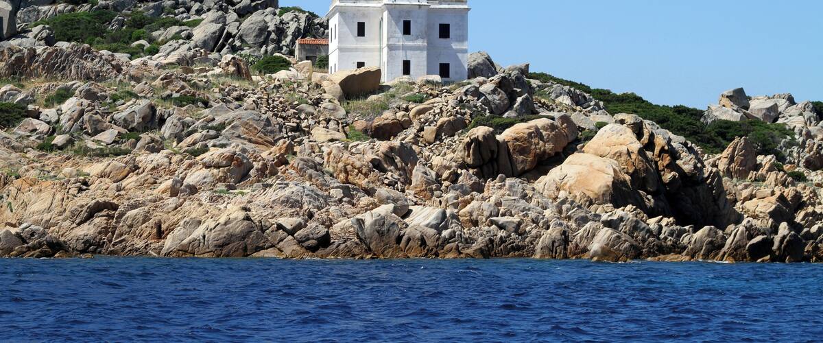Il faro di Punta Sardegna