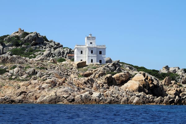 Il faro di Punta Sardegna