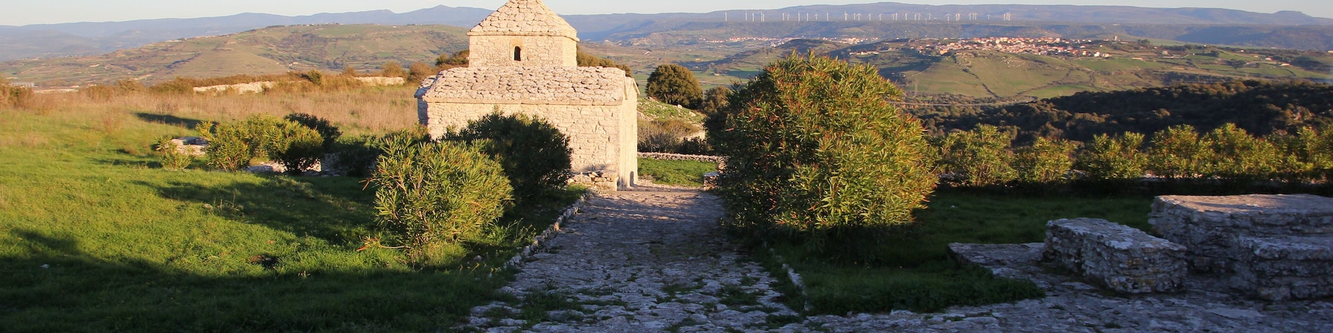 Cossoine - Chiesa di Santa Maria Iscalas