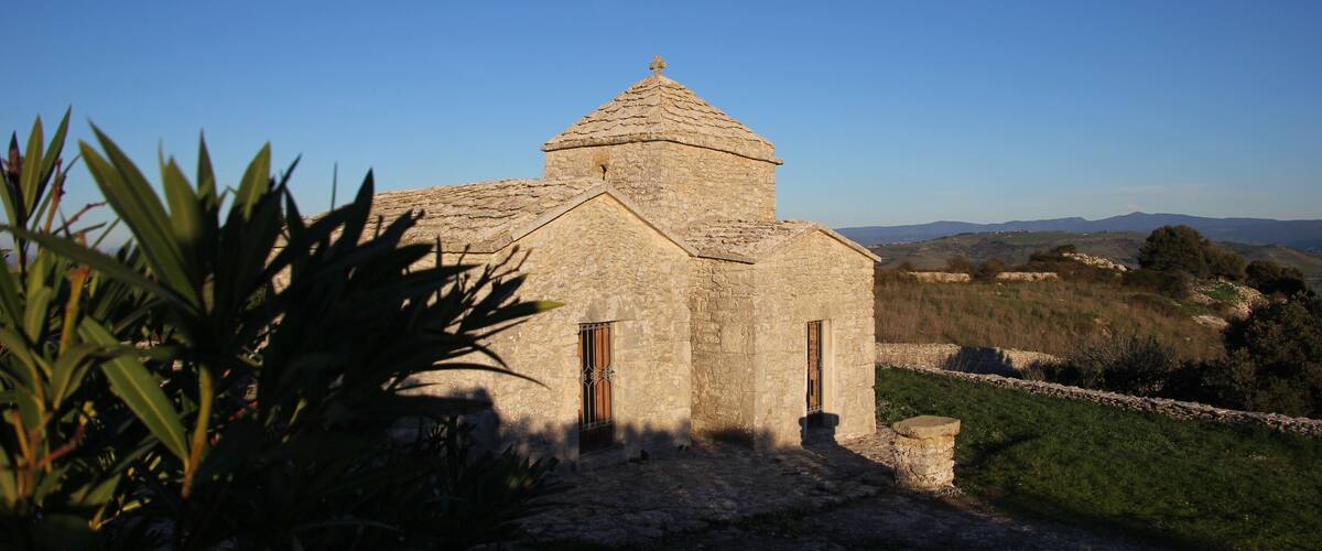 Cossoine - Chiesa di Santa Maria Iscalas