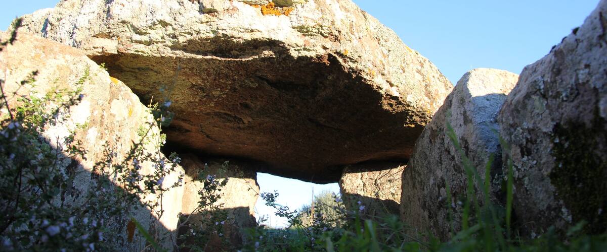 Cossoine - Tomba dei giganti di Paddeu o Su Truppu