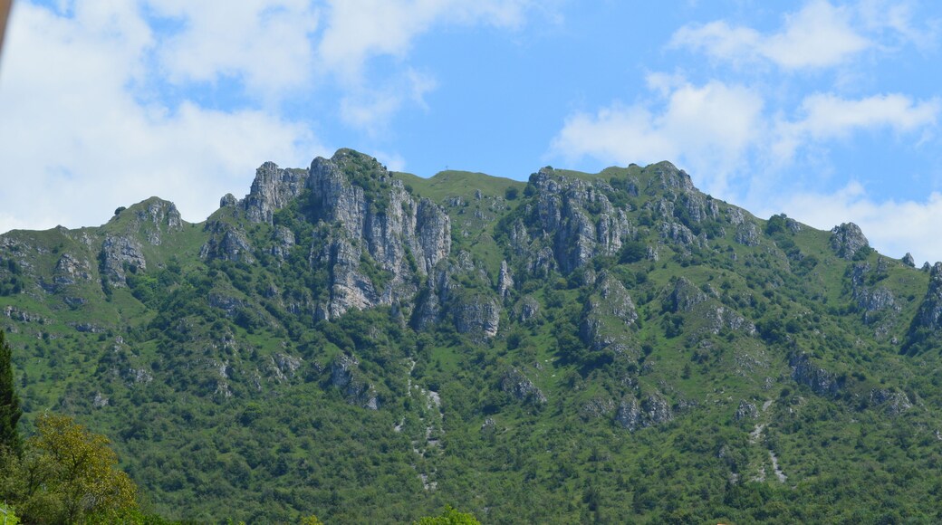 Il monte Palo visto dall'abitato di Lodrino (BS) - Italia