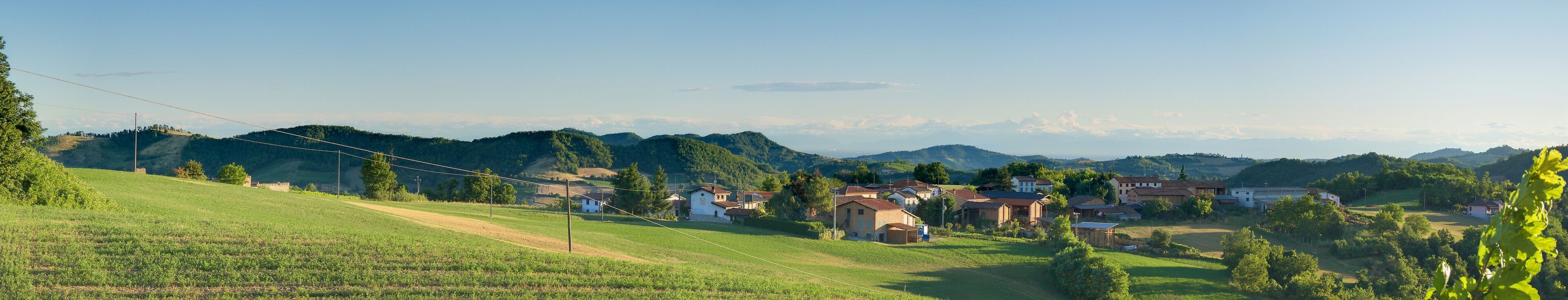 Panorama di Montesegale dalla Chiesa dei SS Cosma e Damiano