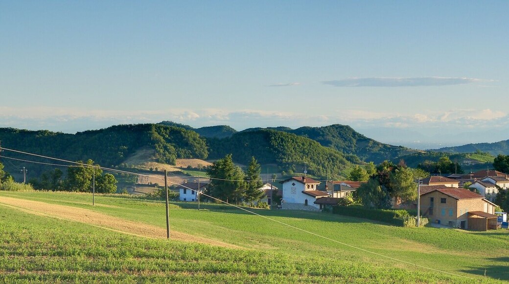 Panorama di Montesegale dalla Chiesa dei SS Cosma e Damiano