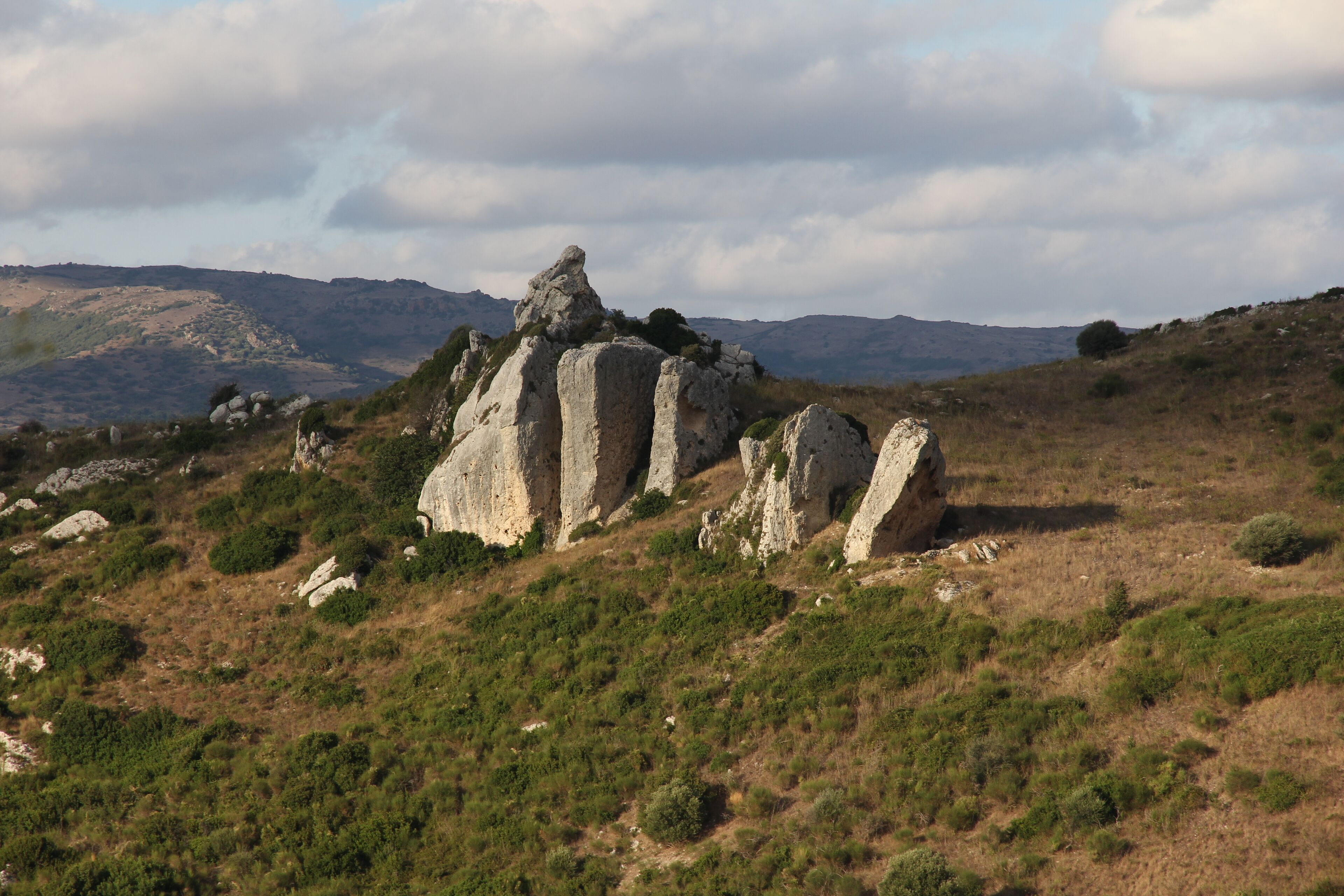 Pedras Serradas e Rocca de Mesudie