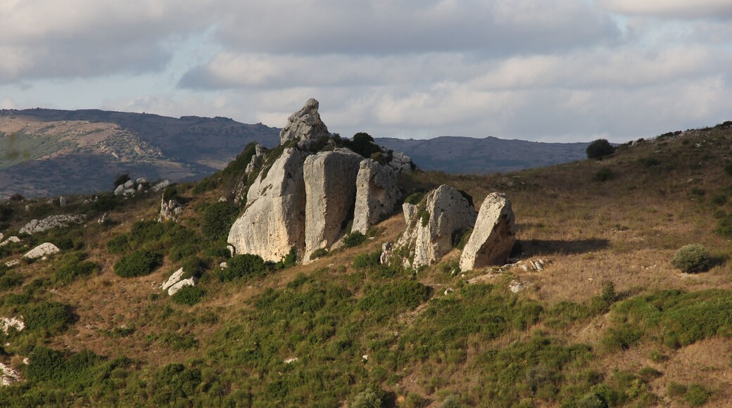 Pedras Serradas e Rocca de Mesudie