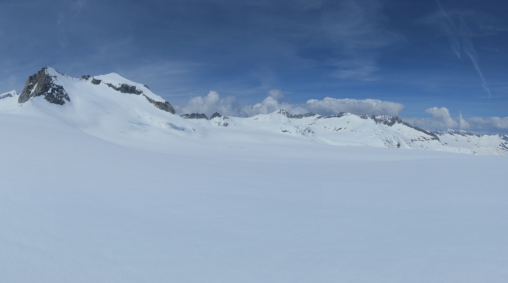Panorama Pian di Neve verso il Corno Bianco