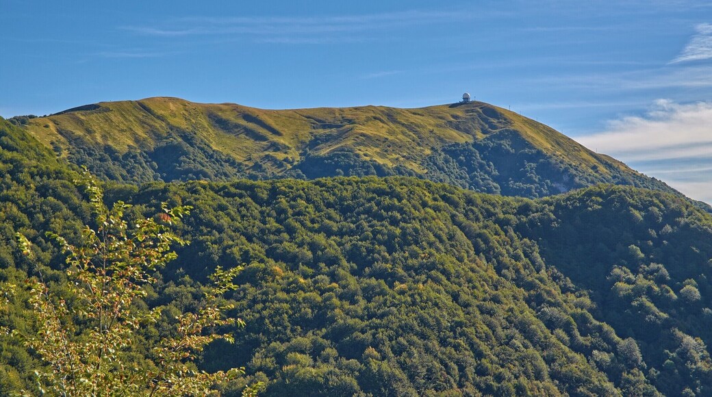 Il Lesima Diciassette settembre 2016: ennesima foto del Lesima. Non mi stancano mai.
