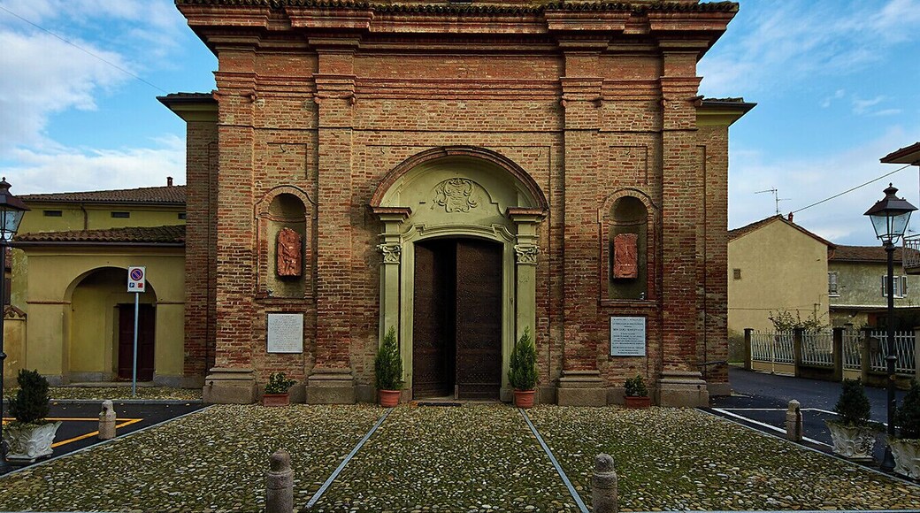 Facciata della chiesa di Robecco