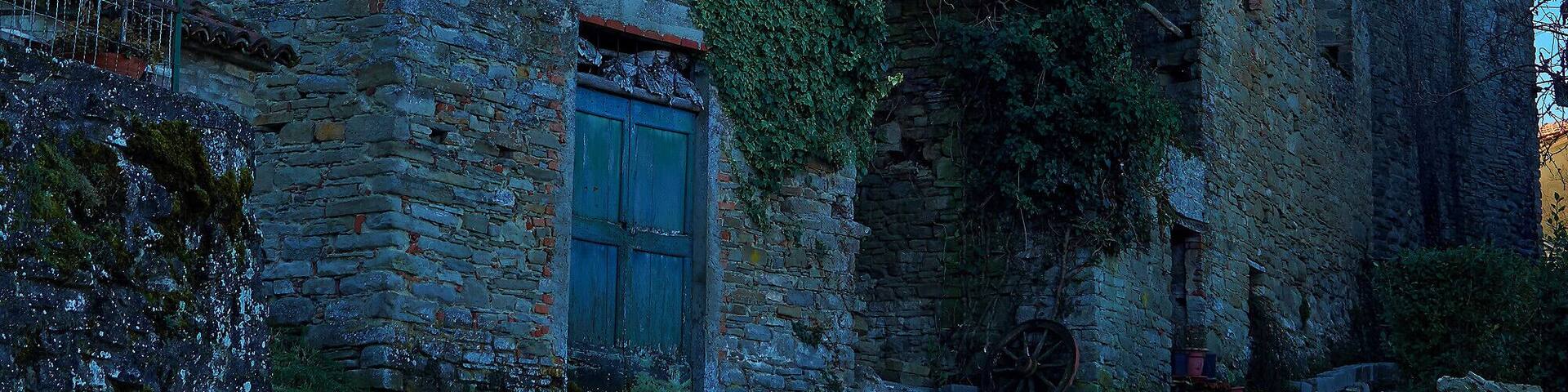 Dietro la chiesa di San Donnino