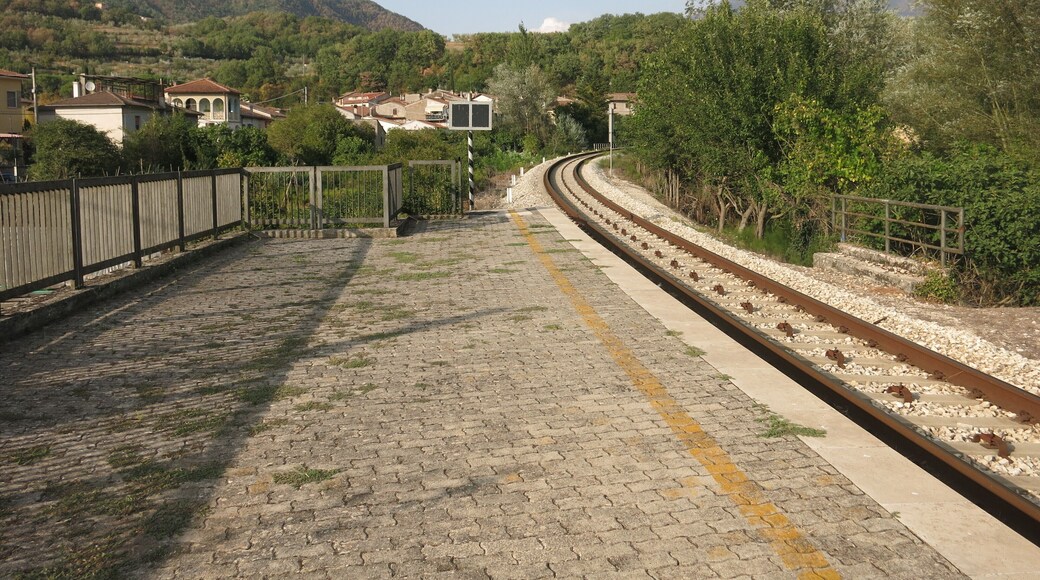Canetra train station (province of Rieti, Lazio, Italy), on the Terni-Rieti-L'Aquila-Sulmona line.