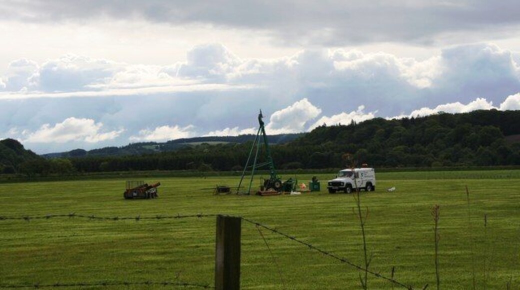 Core Drilling at Milltimber Core sampling in a field at Milltimber, presumably to aid construction of the new bypass.
