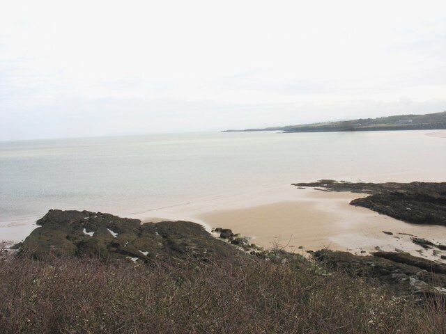 Wave cut platform and sandy inlet at Penrhyn