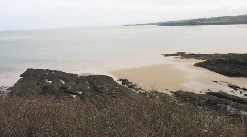 Wave cut platform and sandy inlet at Penrhyn