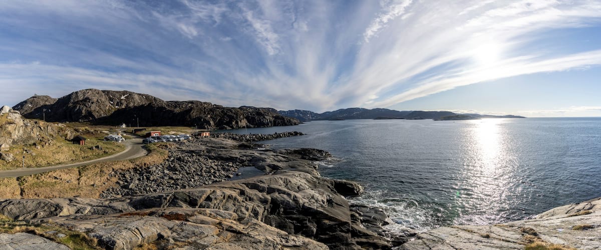 the Northernmost border between Norway and Russia in Grense Jakobselv.It is ("Jacob's River Border")a small, historically and geographically fascinating place in South Varanger, Finnmark barents sea