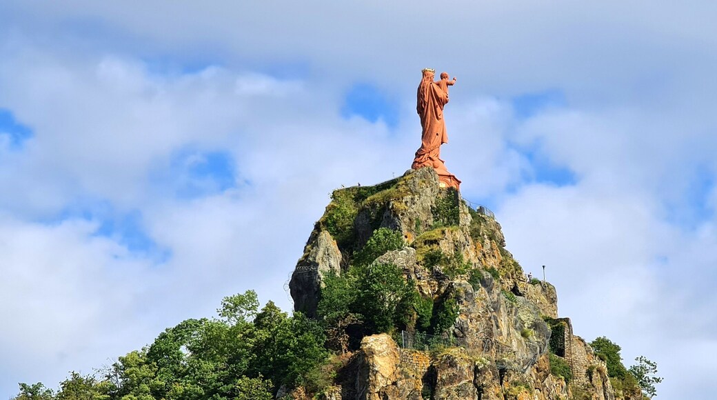 Notre Dame du Pays de L’Avison prestegjeld