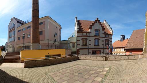 This building is indexed in the Base Mérimée, a database of architectural heritage maintained by the French Ministry of Culture, under the reference IA67010178 .