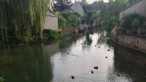 An unspoilt, almost medieval village, Marnay is an excellent stopping place with its excellent campsite just across the river, or the lovely old hotel on the quiet Main Street.