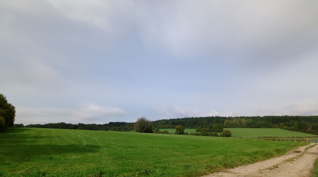 This file was uploaded with Commonist. Filé de nuages. Photo réalisée avec un filtre Hoya ND16 + Hoya ND1000 + Hoya ND8.