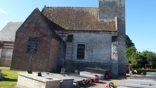 Helfaut (Pas-de-Calais, Fr) église Saint-Denis de Bilques