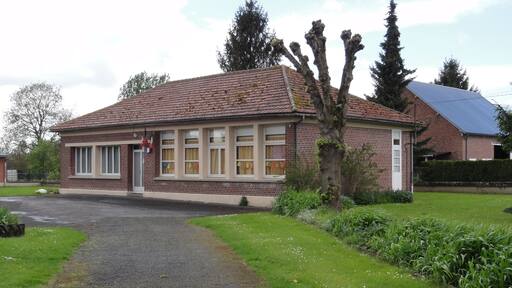 Séry-lès-Mézières (Aisne) école maternelle