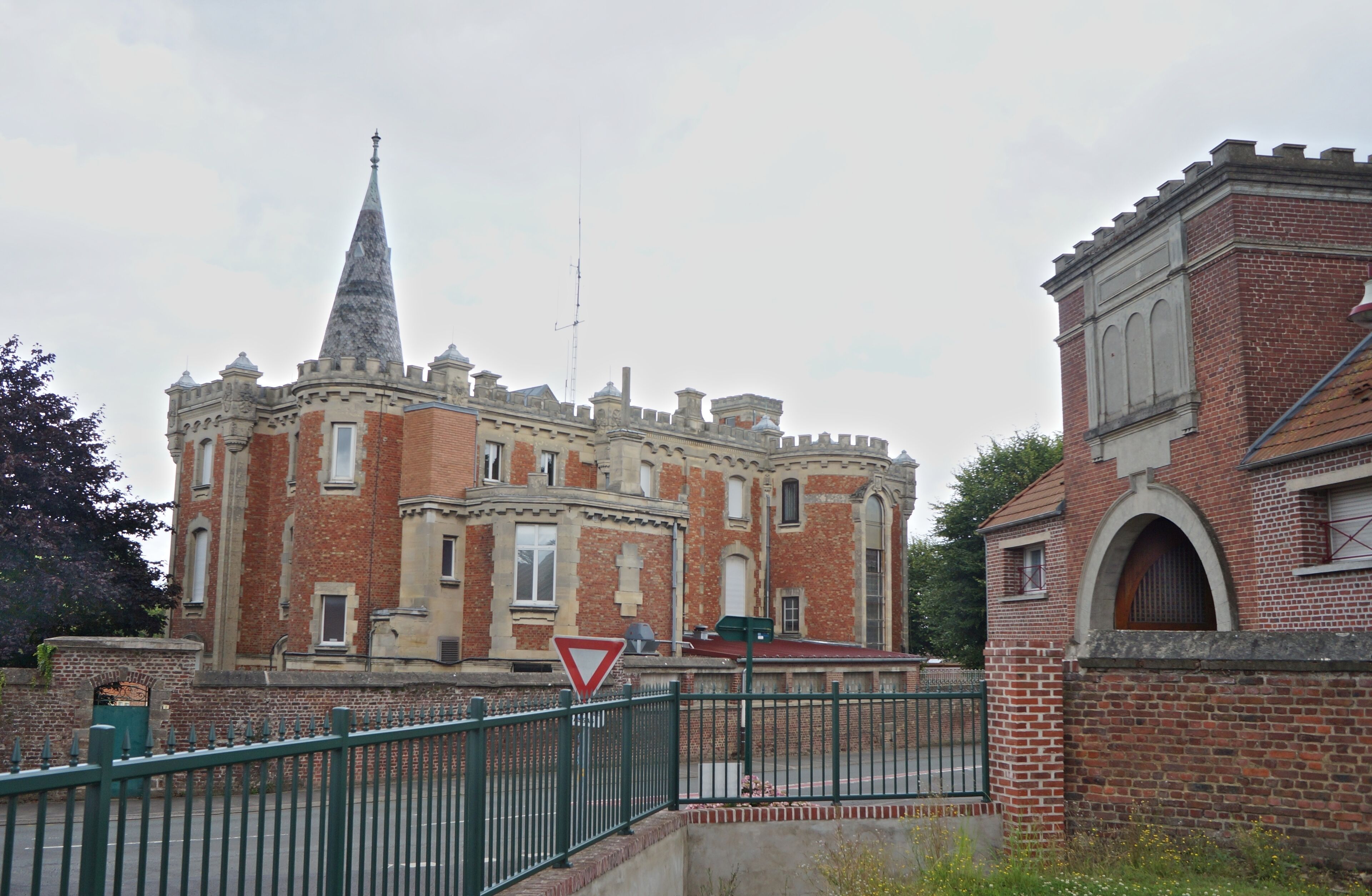 Institut Médico-éducatif (I.M.E) Le CHATEAU NEUF Monchy-le-Preux Pas-de-Calais Nord-Pas-de-Calais-Picardie