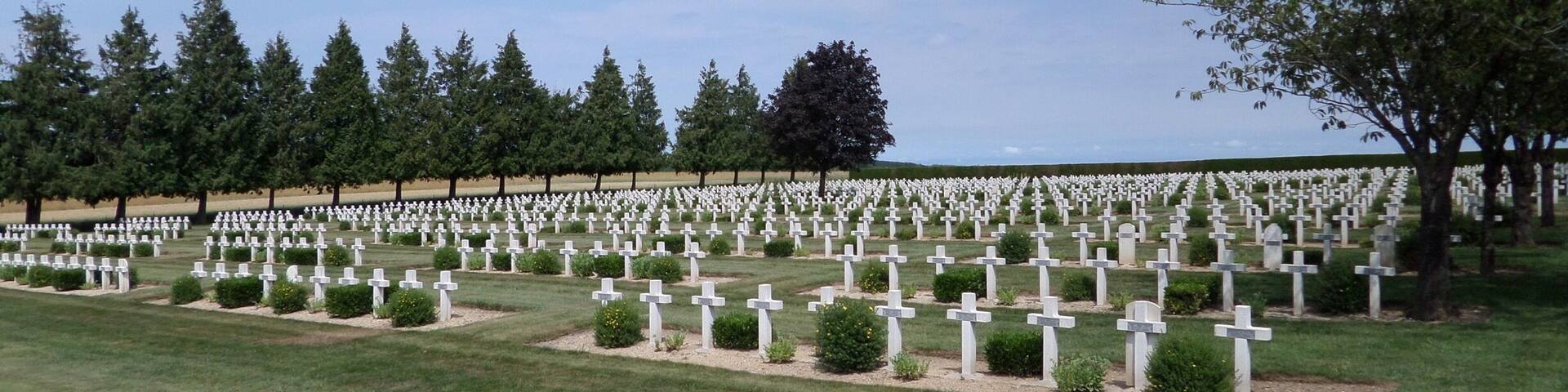 Over 3000 known graves in this cemetery.