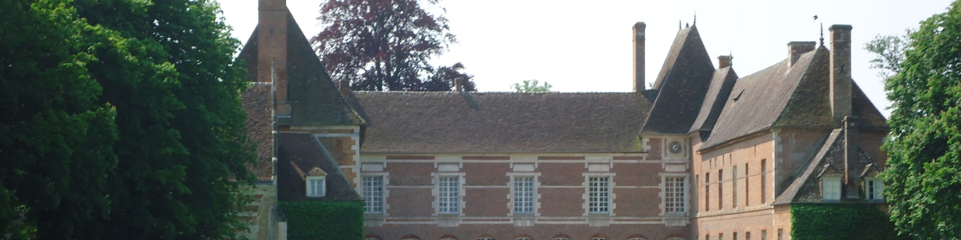 Grandvilliers - Chateau d'Hellenvilliers, XVe, XVIe, XVIIIe et XIXe (ISMH) - Façade nord