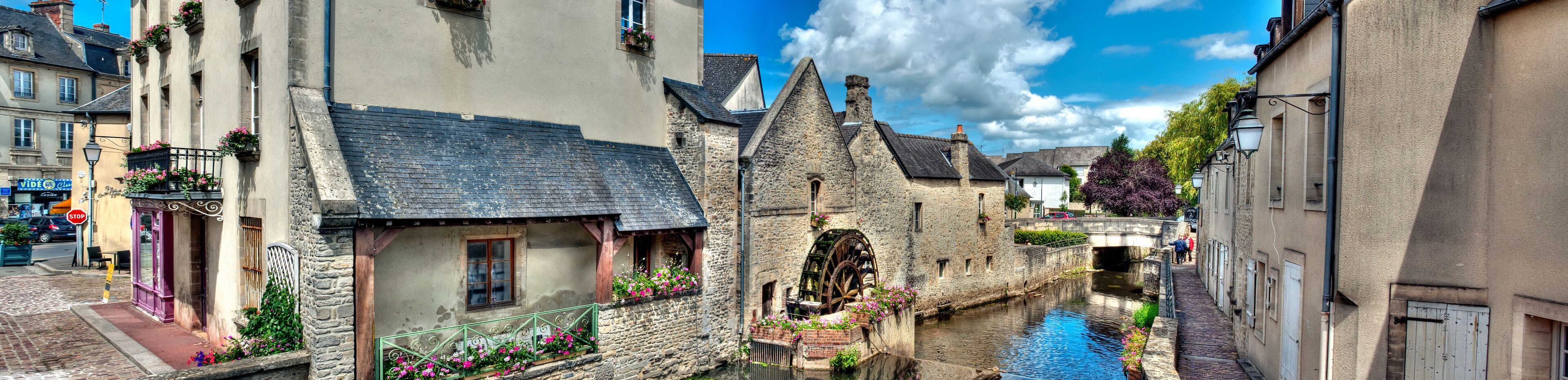 HDR du centre historique de Bayeux - Moulin à eau