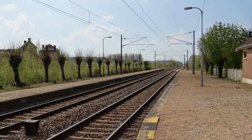 Gare de Chocques, Pas-de-Calais, Nord-Pas-de-Calais, France.