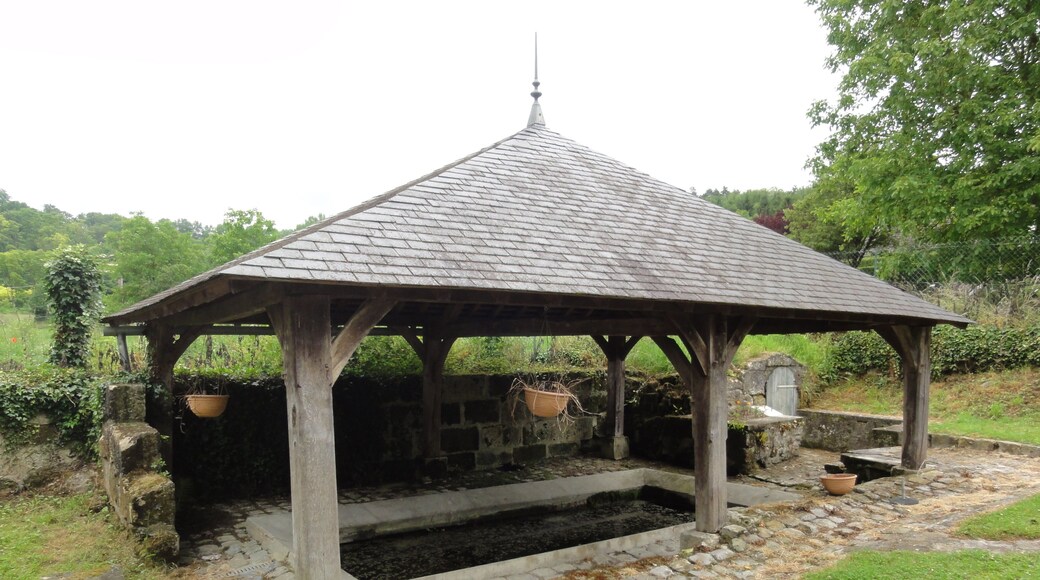 Quincy-Basse (Aisne) lavoir