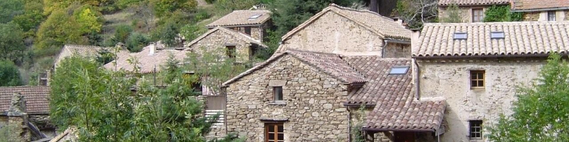 Mons (Hérault) - hameau de Bardou.