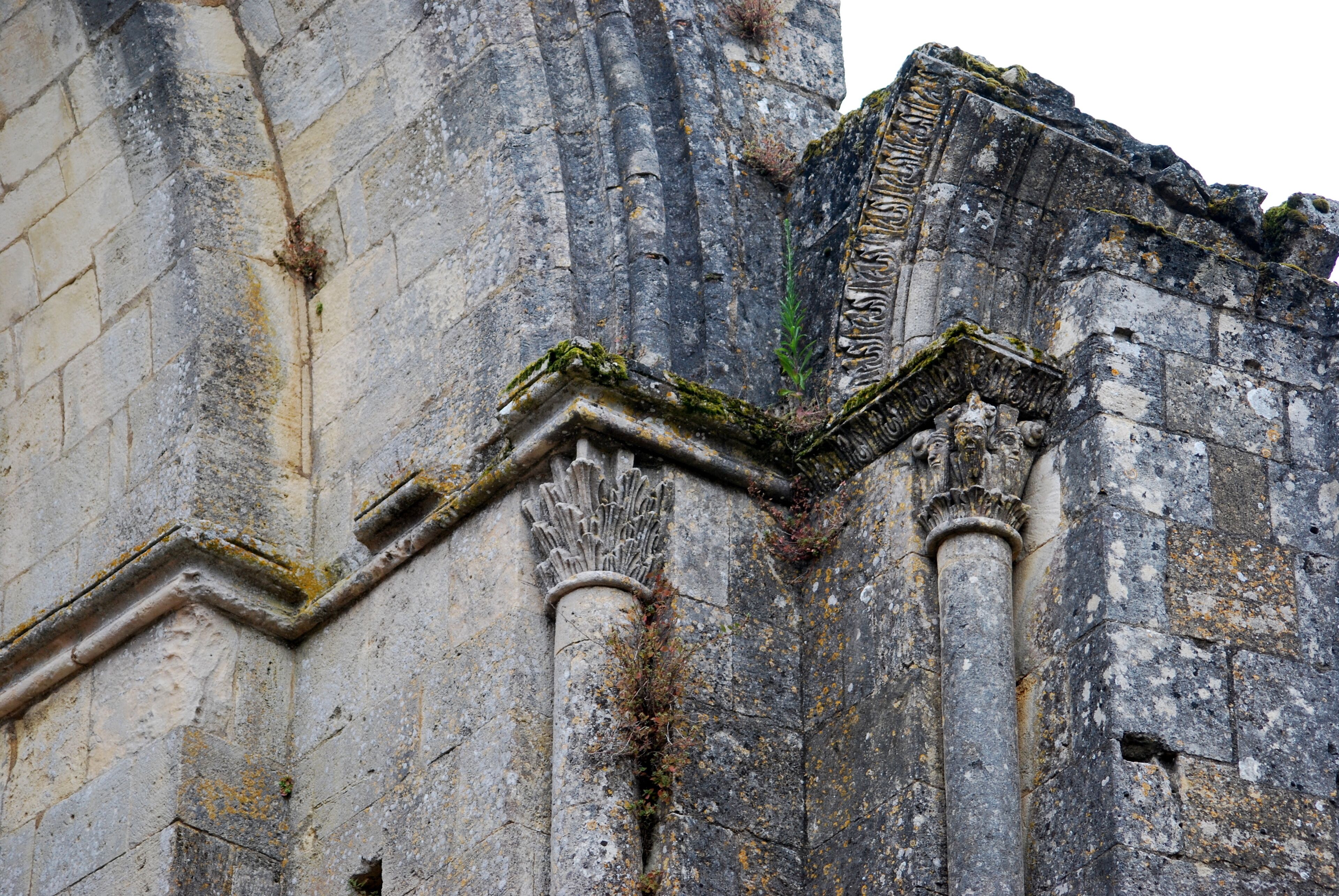 Chapiteaux du presbyterium