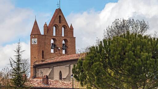 This building is inscrit au titre des Monuments Historiques. It is indexed in the Base Mérimée, a database of architectural heritage maintained by the French Ministry of Culture, under the reference PA00094286 .