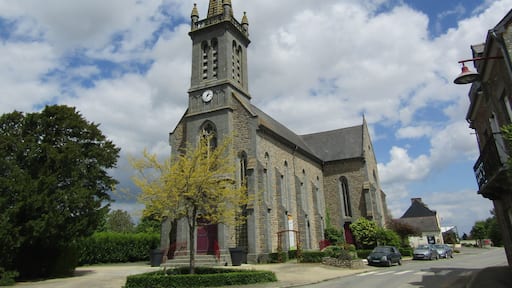 Eglise Saint-Sébastien de Rouillac (22)