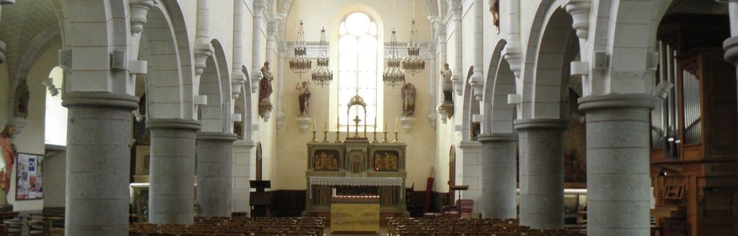 Église Saint-Jean-Baptiste de Saint-Jean-sur-Couesnon (35). Intérieur.