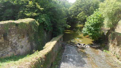 Vestige d'un ancien moulin à eau
