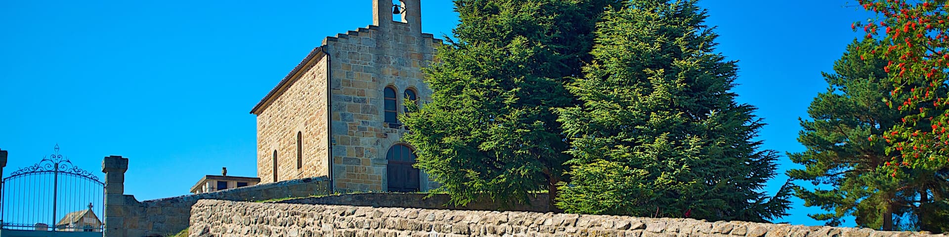 ÉGLISE MAROLS CIMETIERE