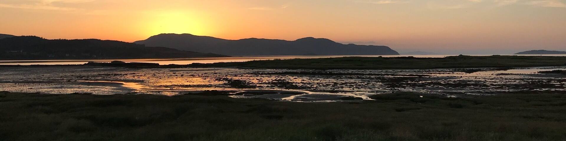 #lifeatexpedia #scotland #isleofskye #beach #sunset #dusk