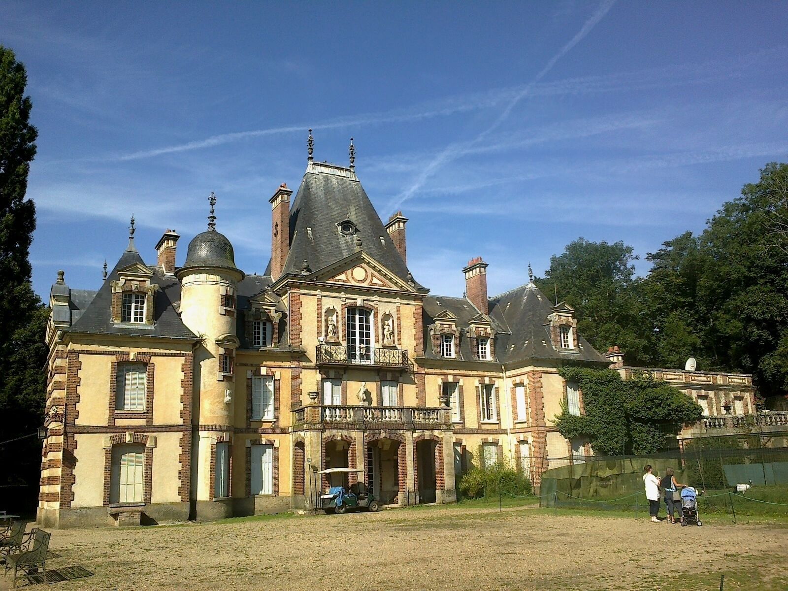 Yvelines Emance Chateau De Sauvage