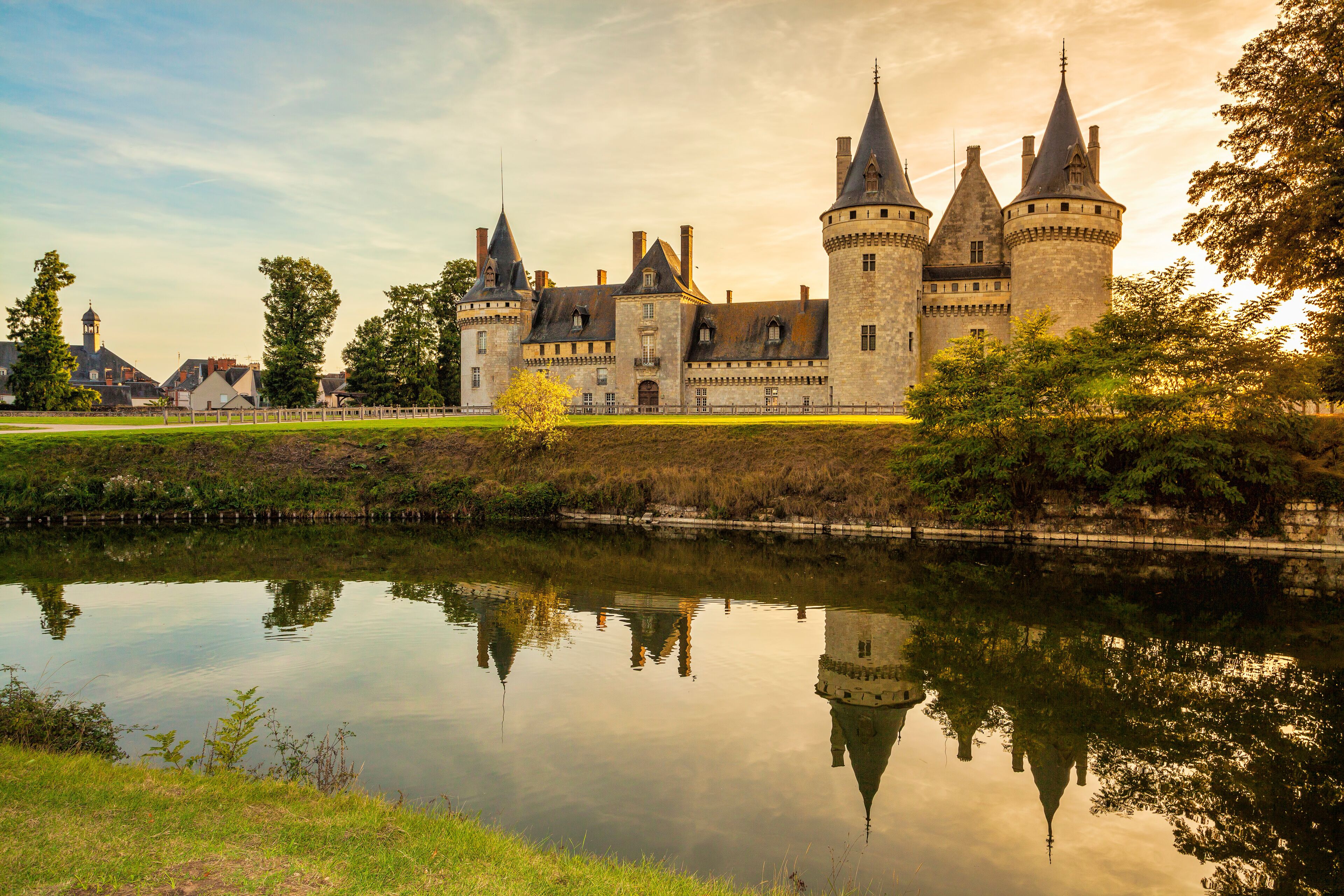The chateau of Sully-sur-Loire at sunset, France. Castle is located in the Loire Valley. Sully-sur-Loire, France.
