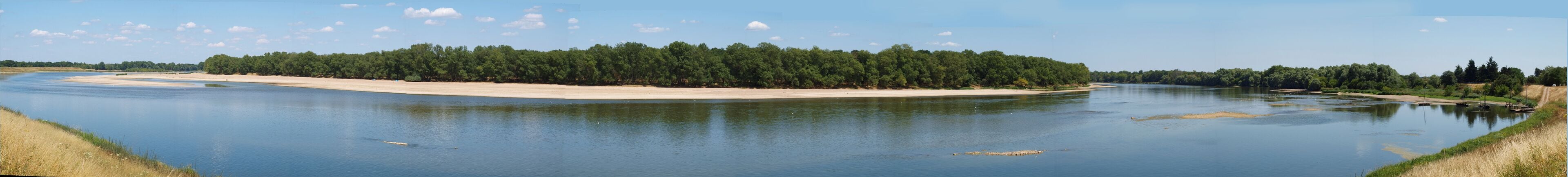La Loire à Guilly (Loiret, France)