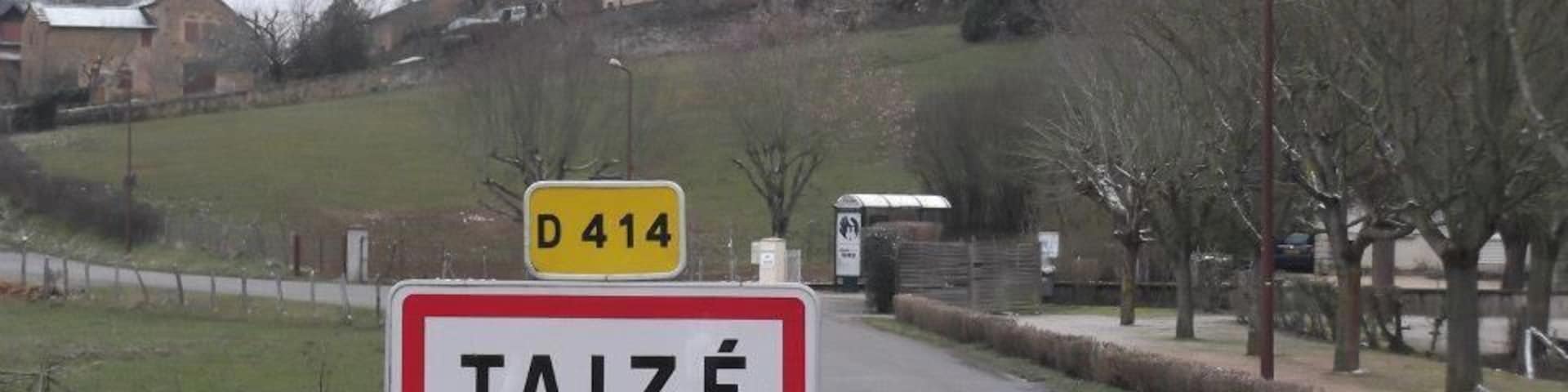 Pequena Aldeia da Borgonha, 100km a Norte de Lyon, em França. Conhecida pela Comunidade de Taizé, fundada em 1940 pelo Irmão Roger.